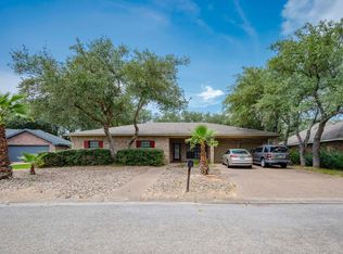 120 Cherry Hls, Rockport, TX 78382