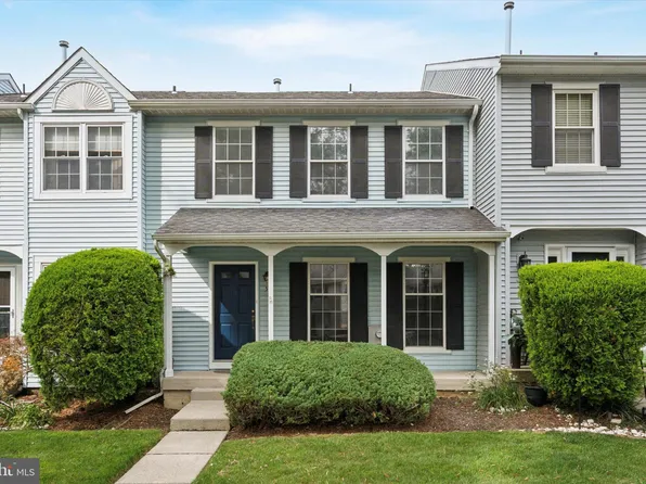 59 Liberty Dr, Langhorne, PA 19047