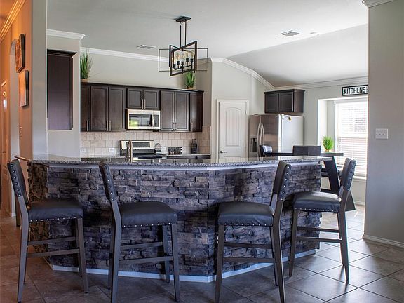 5th image of 4130 Gaillardia Way