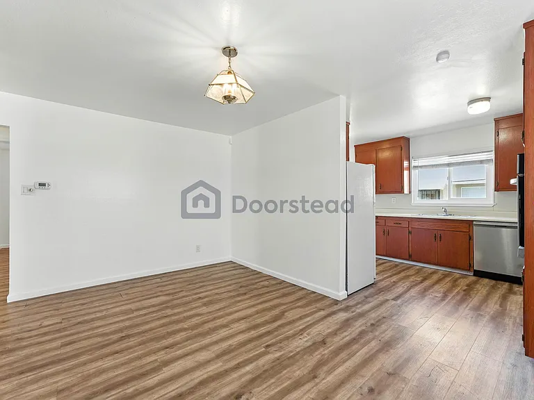 4339 Adeline St #B — Photo 16