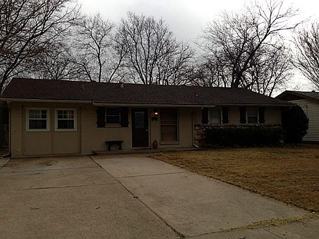 1st image of 108 Island Dr