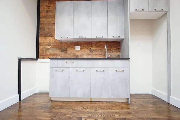 Rented by Lofts and Flats LLC | media 20