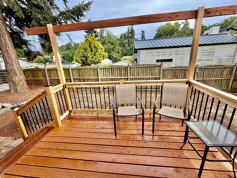 Back deck/yard