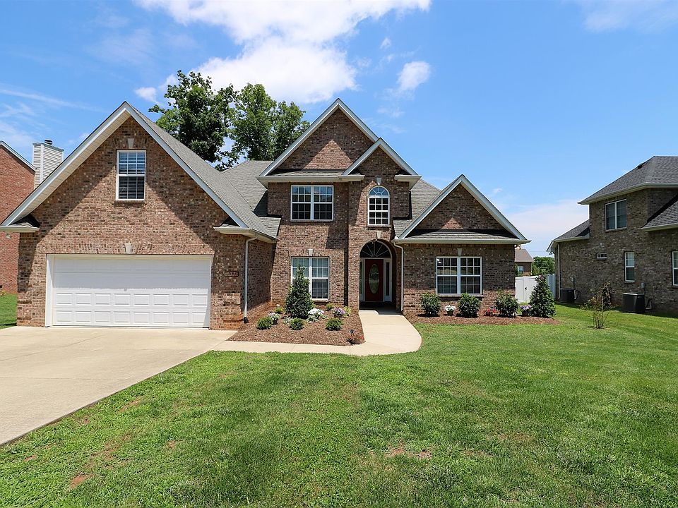 1st image of 557 Willowhill Cir