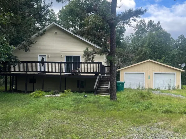 122 Mount Snow Trl, Henryville, PA 18332