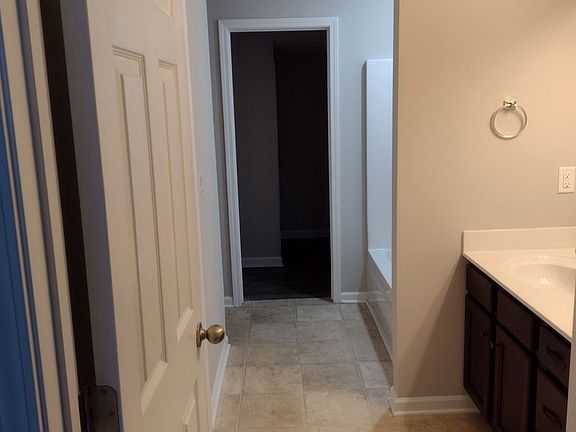 5th image of 3028 Barretts Ridge Dr