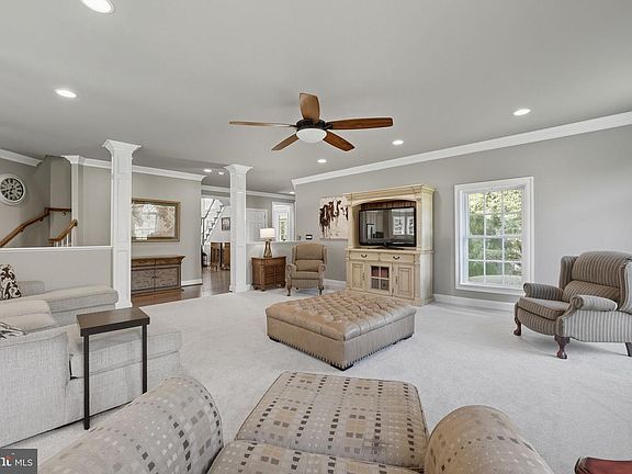 5th image of 10004 Windy Hill Dr