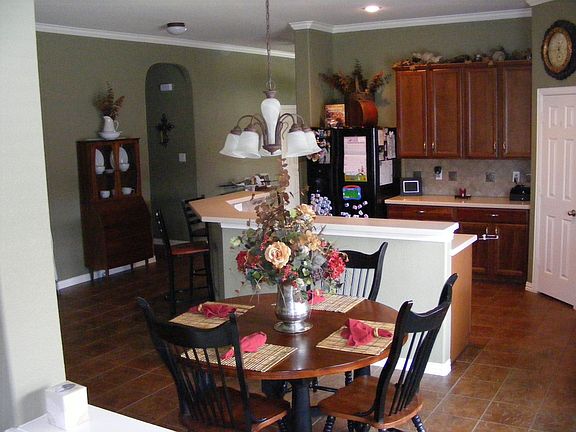 3rd image of 10216 Cantana Ct