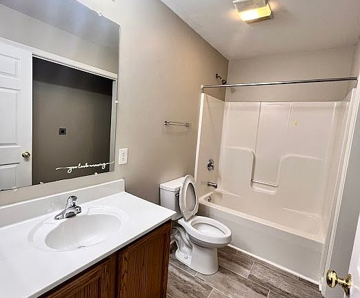 5th image of 12535 Cory Ln #15