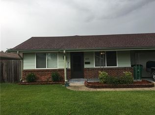 425 Cherrywood Dr, Gretna, LA 70056