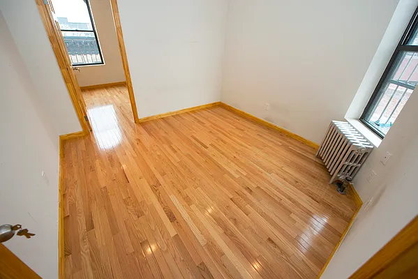 Rented by Nolita Group | media 12