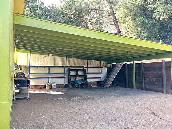 3rd image of 9126 Glenhaven Dr