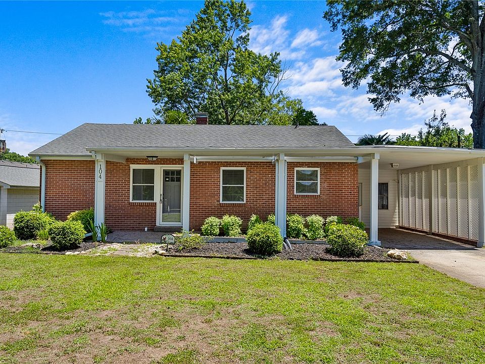 1st image of 104 Cox Dr