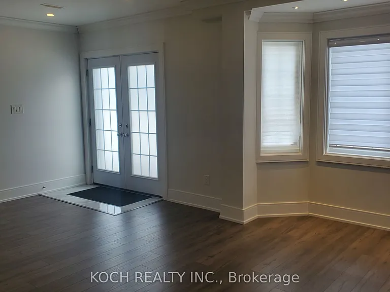 1 Hurst Ave — Photo 4