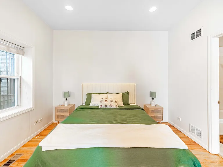 1247 W Ohio St #1 — Photo 14
