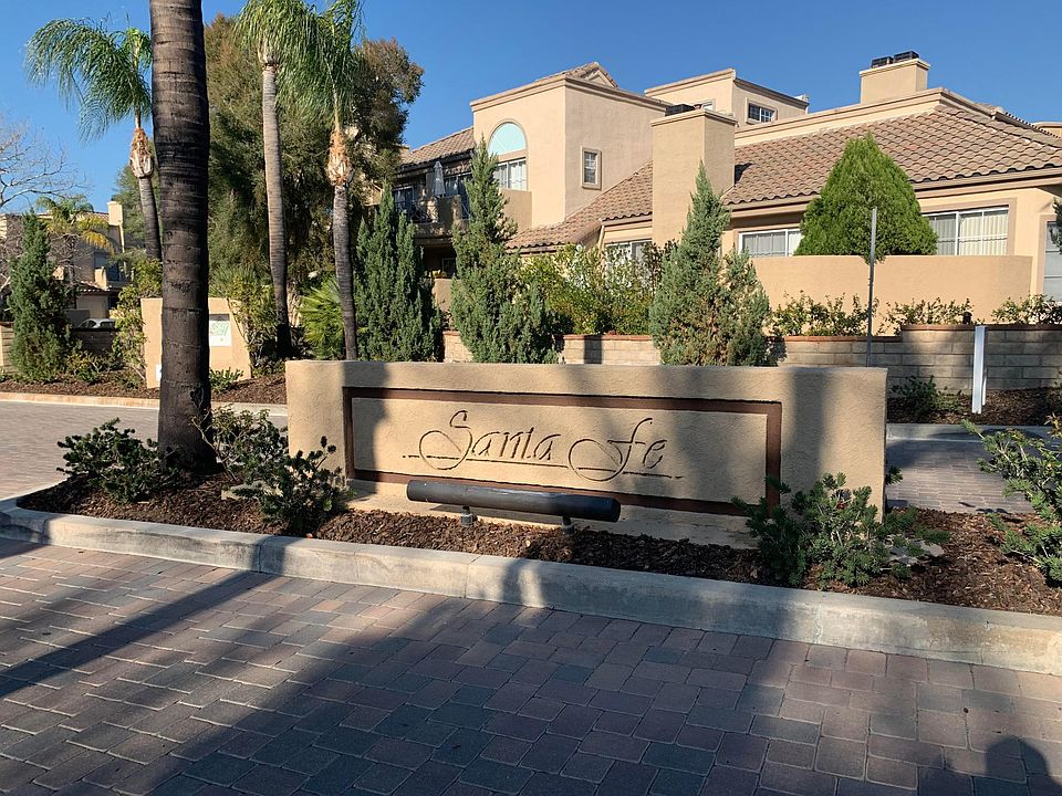 Sante Fe Condo Entrance