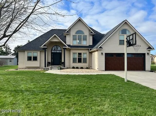 209 Hideaway Dr, Kenton, OH 43326