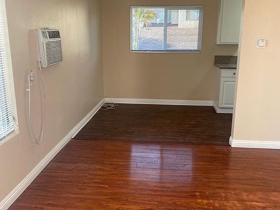 3rd image of 214 N Moore Ave APT 7