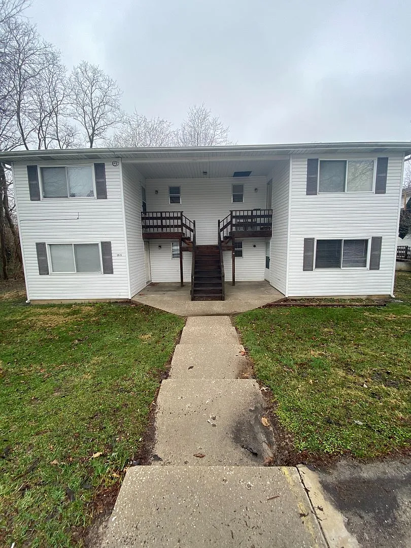 Building Photo - 2915 Leeway Dr #D