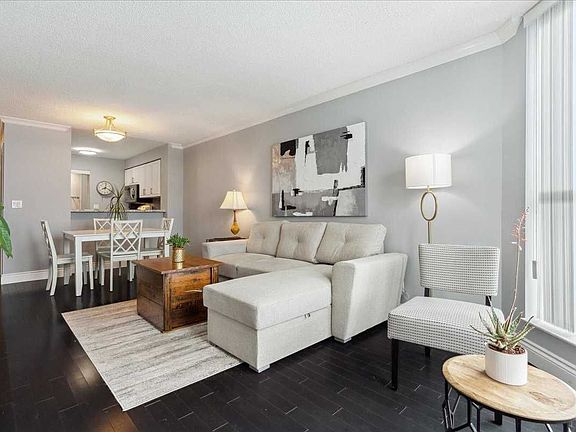 5th image of 140 Dunlop St E #804