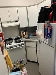 Rented by R New York