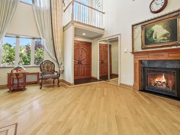 77-16 Kew Forest Lane image 7 of 38