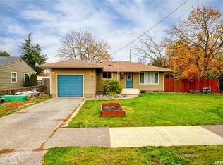 225 East St, Lebanon, OR 97355