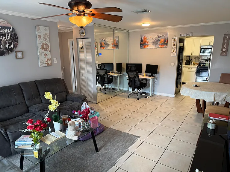 11080 Royal Palm Blvd — Photo 14