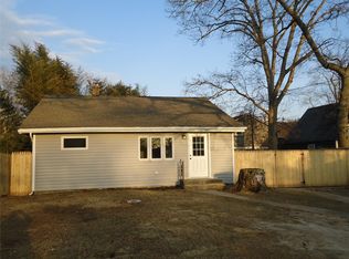 191 Laurelton Dr, Mastic Beach, NY 11951