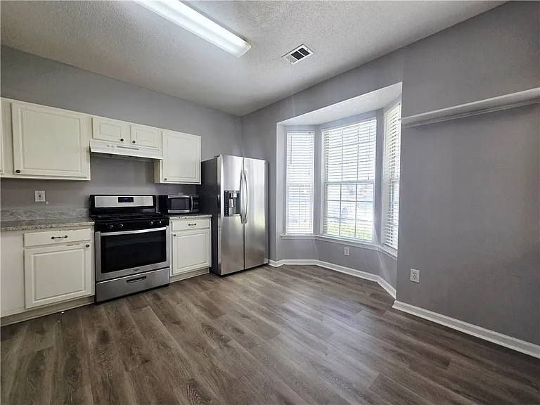 4645 Valais Ct #87 — Photo 4