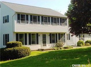 7273 Dabney Ln, Fayetteville, NY 13066