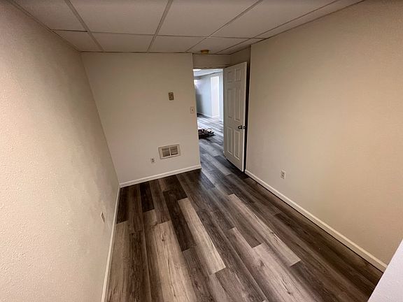 2nd image of 915 Grand Ave #1