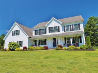 29 Clark Cir, Hampden, ME 04444