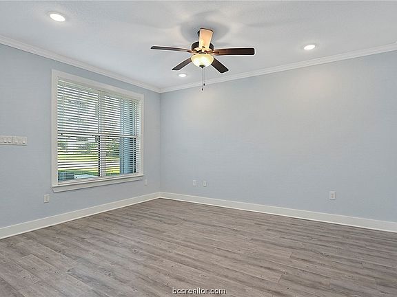 2nd image of 2120 Crescent Pointe Pkwy