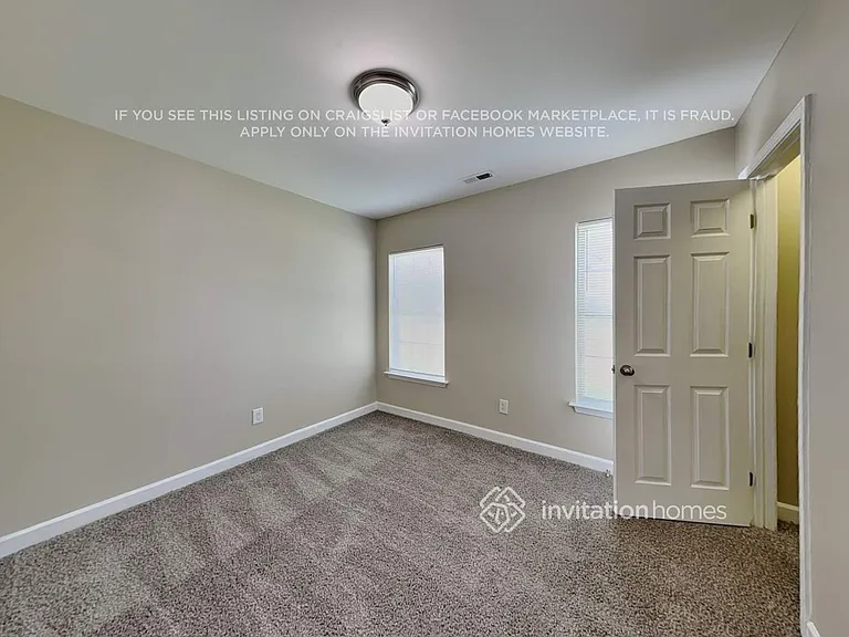 577 Rolling Meadows Dr — Photo 16