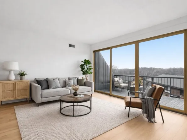 Village in the Park Apartments