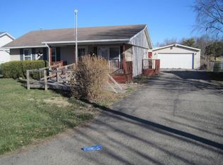 116 E School St, New Holland, OH