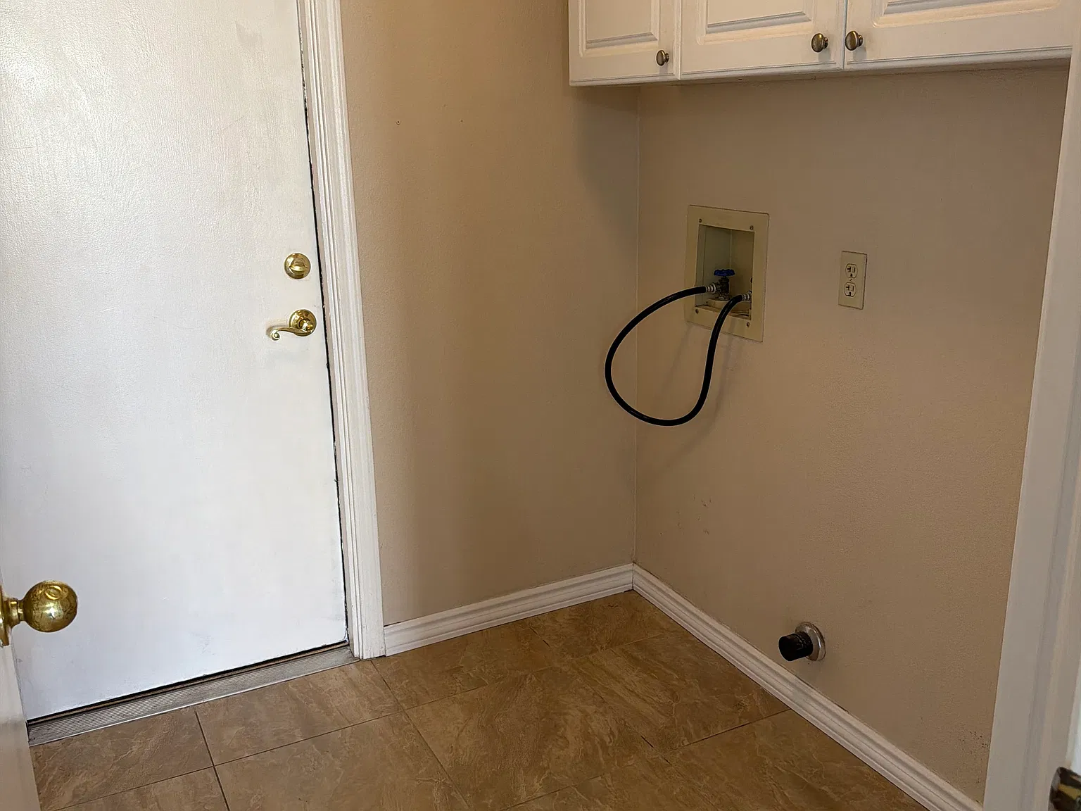 4 bed, 1751 sqft, $2,200 — Photo 4