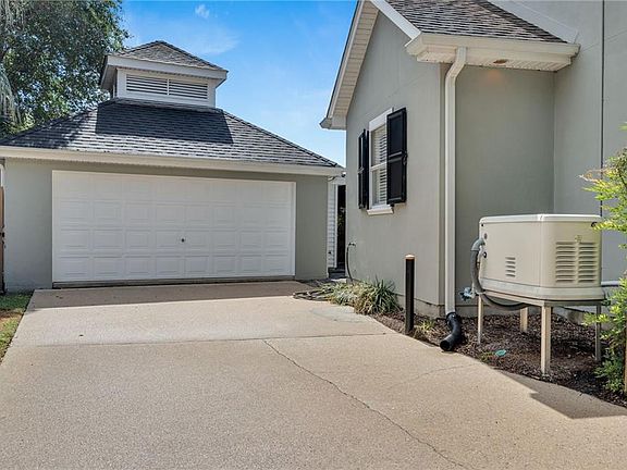 4th image of 4012 Rue Rachele Ct