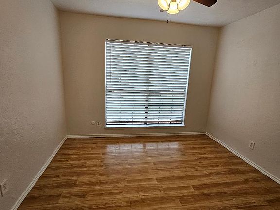 4th image of 6041 Dooley Dr #6041