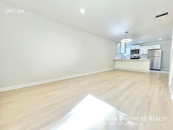 3rd image of 2102 Griffith Park Blvd #7