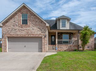 1734 Cabana Dr, Clarksville, TN 37042