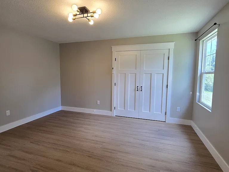 6446 Navarre Rd SW — Photo 7
