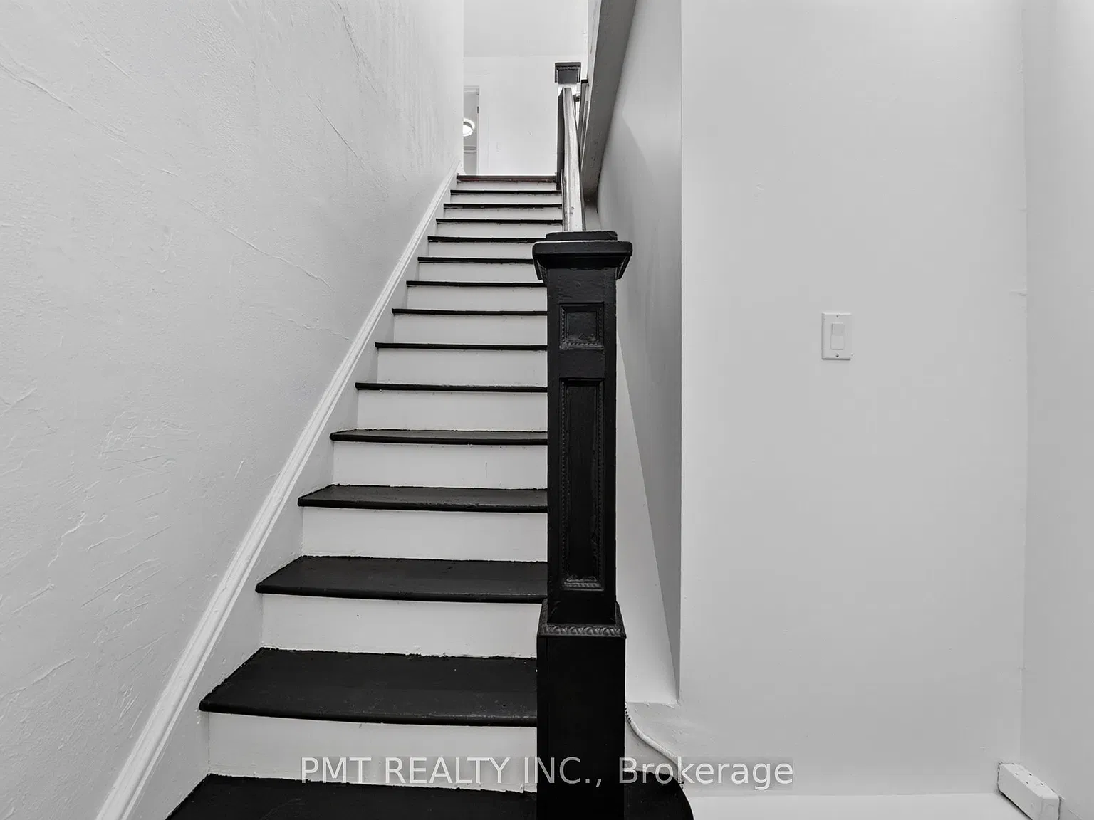 2 bed, $1,700 — Photo 4