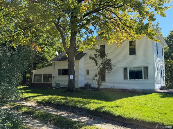 16649 Dixie Hwy, Davisburg, MI 48350