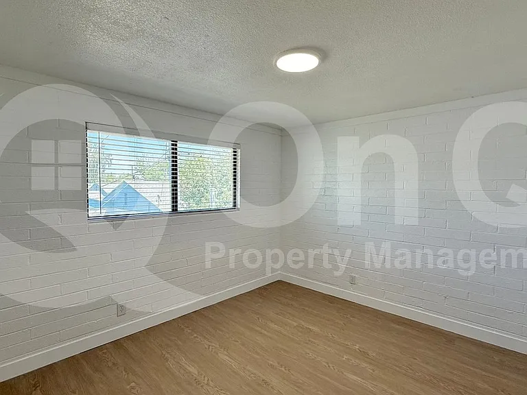 1840 W Thomas Rd #21 — Photo 8