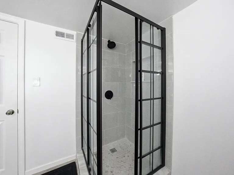 4605 S Laramie Ave — Photo 31