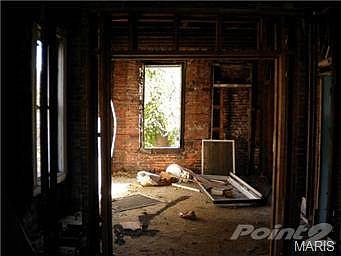 4th image of 6042 Horton Pl