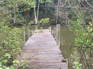 430 Cralle Cove Dr, Lottsburg, VA 22511