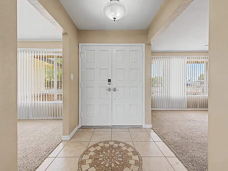 4016 W Hayward Ave — Photo 4